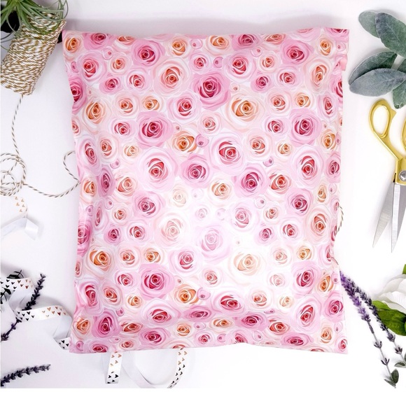 Other - Pink Roses 20 Poly Mailers 6x9 *Buy Now Price*